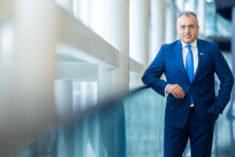 Ισχυρή ψήφος εμπιστοσύνης στις προτάσεις Χατζηπαντέλα για τον Προϋπολογισμό Υγείας της Ε.Ε. 2027