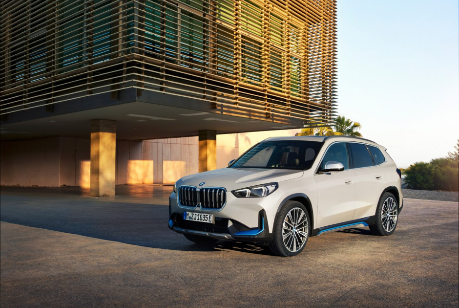 Ανοδική η πορεία του Ομίλου της BMW στις πωλήσεις εξηλεκτρισμένων μοντέλων