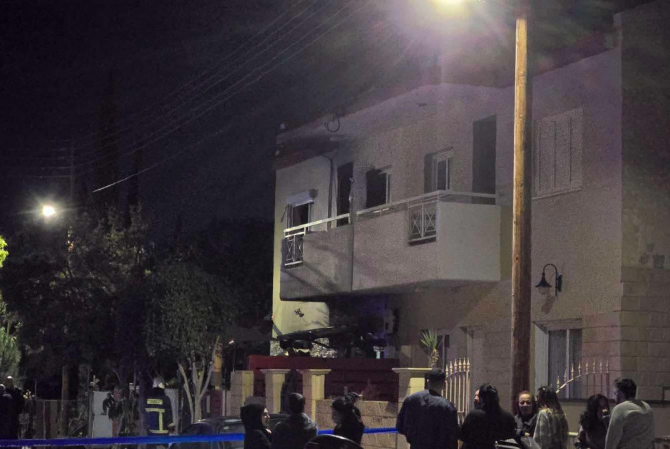 Πυρκαγιά στον Στρόβολο: Στο νοσοκομείο οι ένοικοι – Εκτεταμένες ζημιές στην οικία (ΦΩΤΟ)