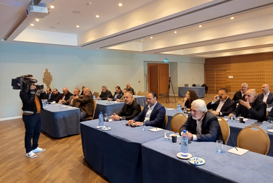 Ολοκληρώθηκε η συνάντηση προέδρων