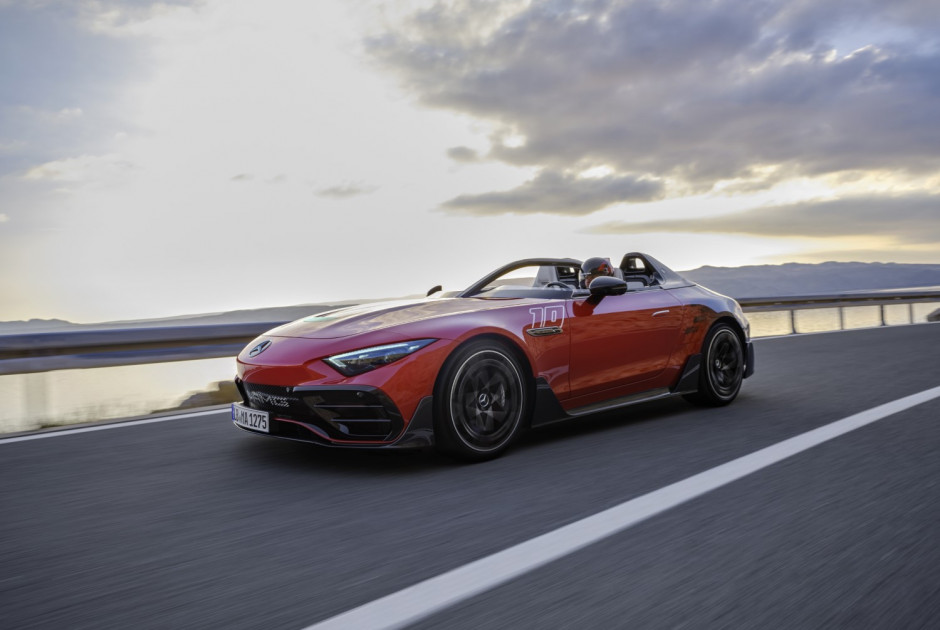 Mercedes-AMG PureSpeed: Επίδειξη τεχνολογίας από τη Mercedes-Benz