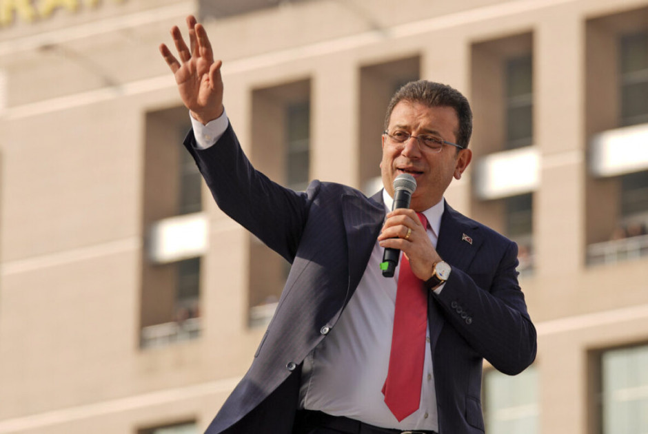 Ιμάμογλου: Ενώπιον δικαστηρίου ξάνα για για το «πλαστό» πτυχίο - «Θα τρέχουν σαν τα ποντίκια» όσοι τον στοχοποιούν