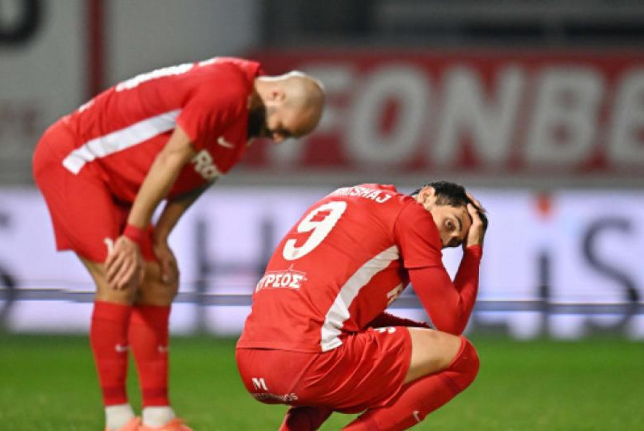Νέα Σαλαμίαν: Με ψυχραμία και νηφαλιότητα