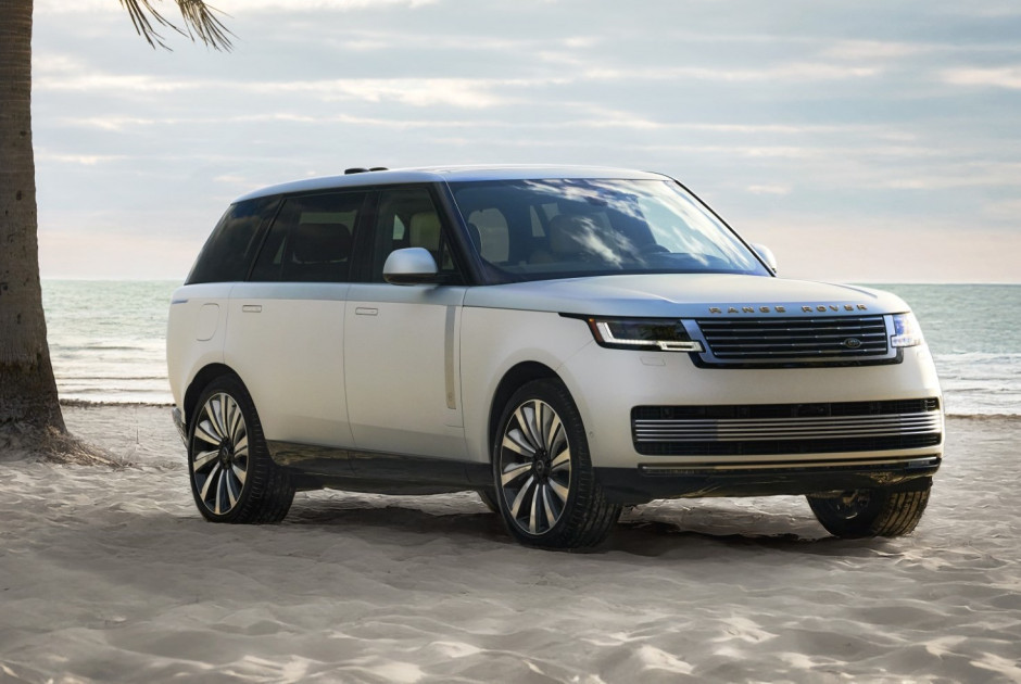 H Range Rover παρουσιάζει τη συλλεκτική έκδοση SV Candeo