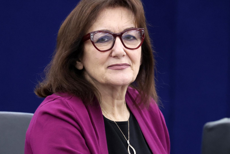 Στην Κύπρο με γεμάτη ατζέντα η επίτροπος για τη Μεσόγειο