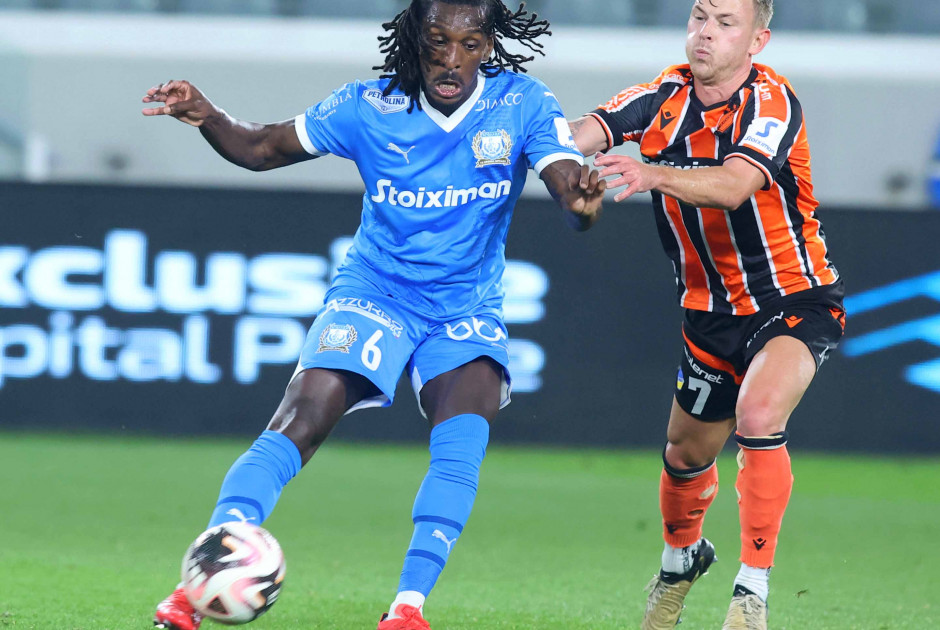 Απόλλων - ΑΠΟΕΛ 0-0: ΤΕΤΑΡΤΗ ισοπαλία και έμειναν και οι δύο μακριά (στιγμιότυπα)