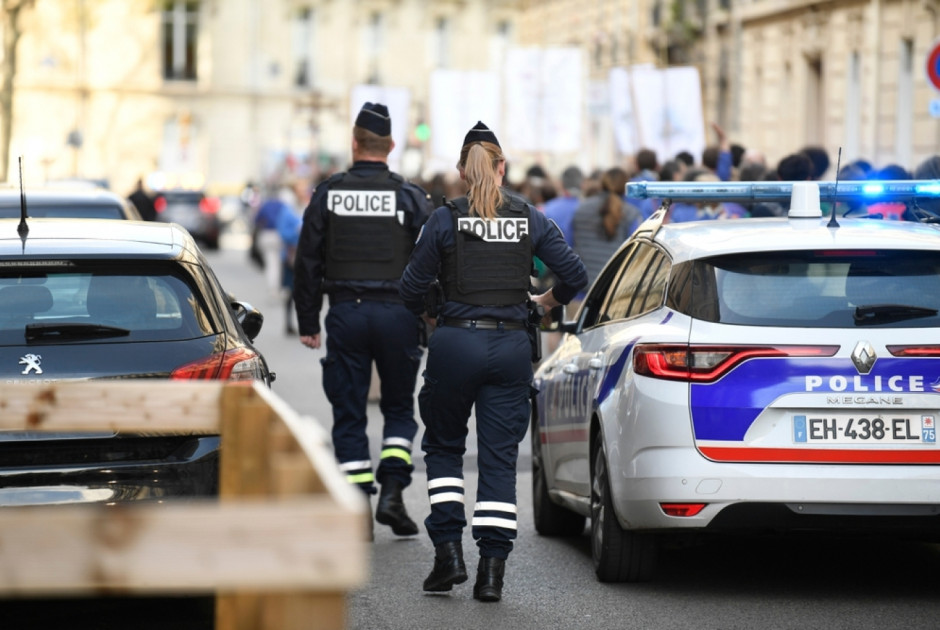 Τρεις νεαροί κατηγορούνται ότι ετοίμαζαν τρομοκρατική ενέργεια