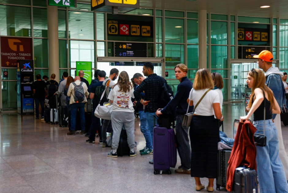 Αποκαταστάθηκε η ηλεκτροδότηση σε πολλές περιοχές της Ισπανίας