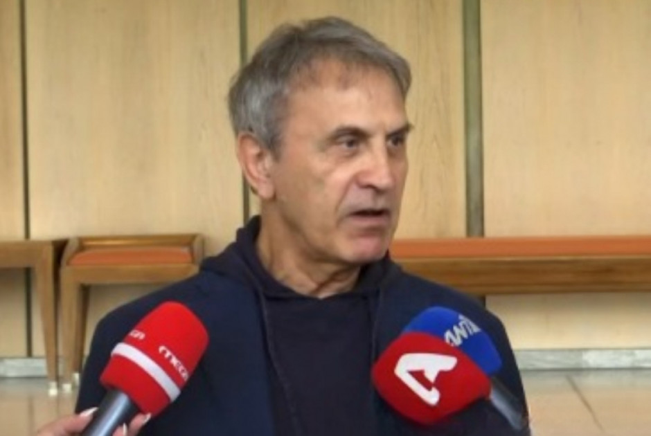 Γιώργος Νταλάρας: «Με τη σύζυγό μου τσακωνόμαστε, είμαι λίγο περίεργος»