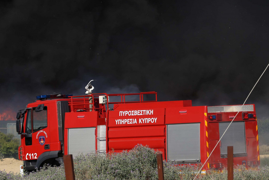 Πυρκαγιά Πάφος: Ακινητοποιούνται οχήματα ίδιου τύπου - Αναμένεται εμπειρογνώμονας