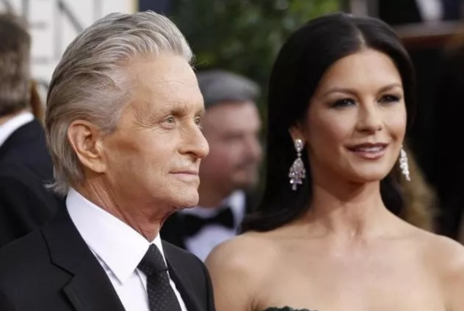 Ο Μάικλ Ντάγκλας ετοιμάζεται να εκδώσει την αυτοβιογραφία του