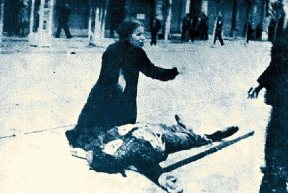 «Μέρα Μαγιού μου μίσεψες» – Η φωτογραφία που συγκλόνισε τον κόσμο
