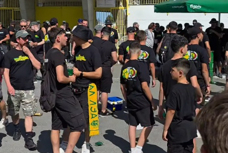 Από νωρίς ΠΑΡΤΙ στην Λάρνακα: Οι οπαδοί της ΑΕΚ θέλουν το κύπελλο (ΒΙΝΤΕΟ)