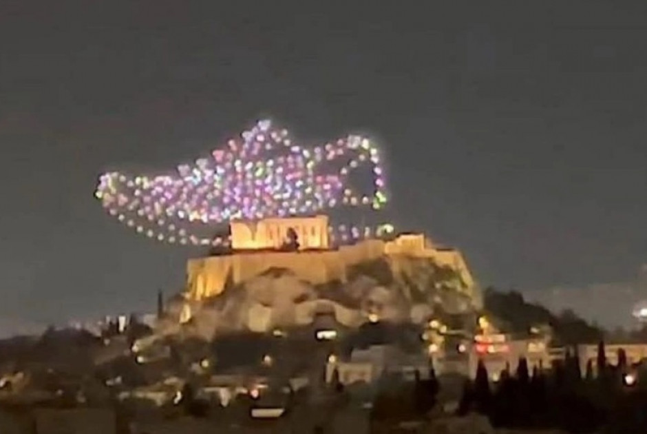 Drone show πάνω από την Ακρόπολη οδήγησε το υπουργείο Πολιτισμού να ασκήσει μήνυση (ΒΙΝΤΕΟ)