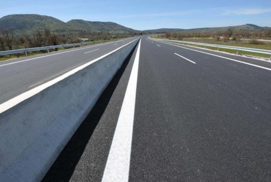 Κλείνουν λωρίδες στον αυτοκινητόδρομο λόγω έργων