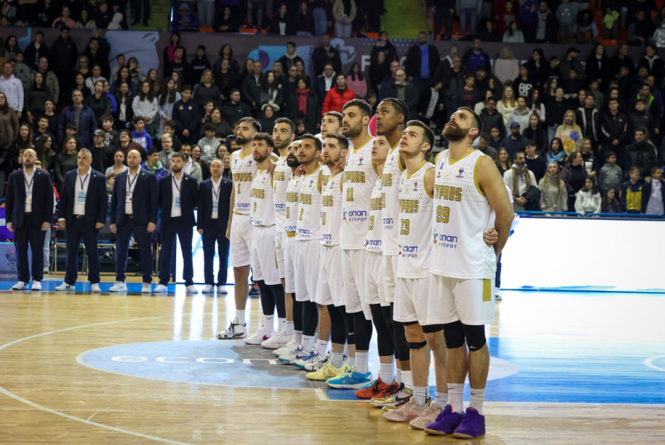 Η τεράστια αγκαλιά του κόσμου στην Εθνική Κύπρου στο μπάσκετ