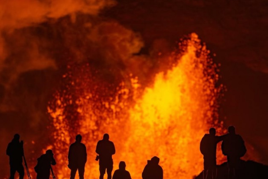Εντυπωσιακές εικόνες από ηφαίστειο στη Χαβάη (ΒΙΝΤΕΟ & ΦΩΤΟ)