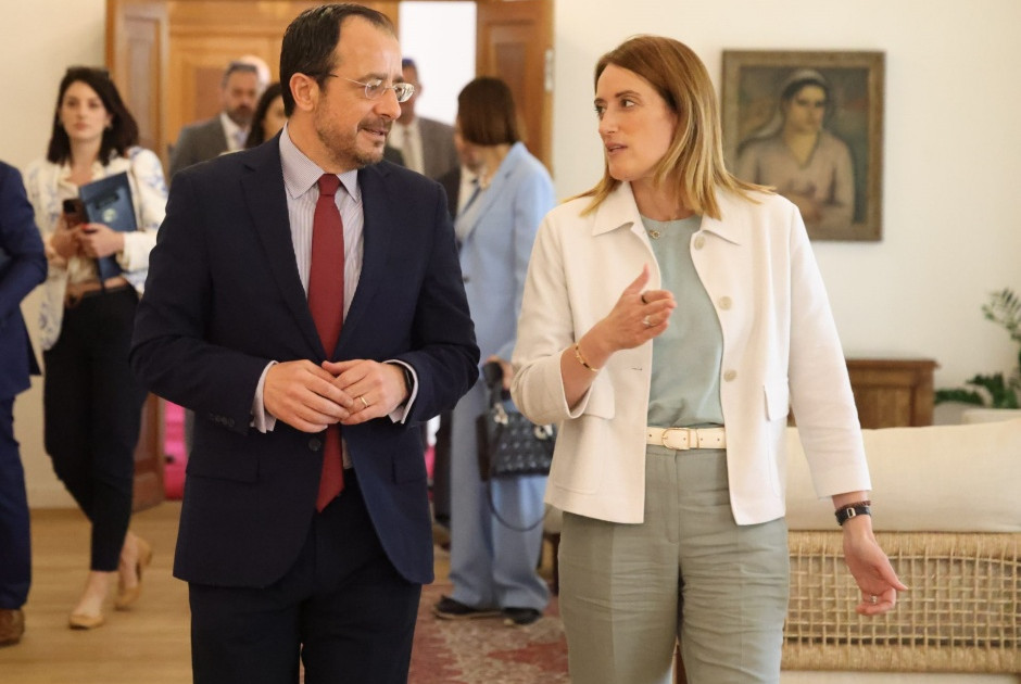 ΠτΔ υποδέχθηκε τη Μέτσολα: «Eργαζόμαστε σκληρά για να καταστήσουμε το 2026, χρονικά Σένγκεν για την