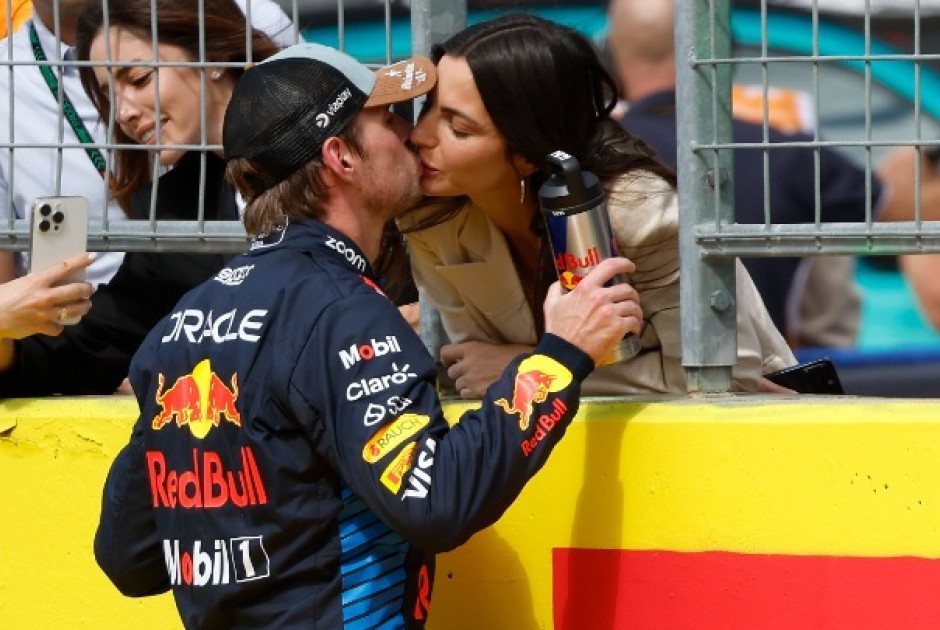 Μια 40χρονη μητέρα δύο παιδιών είναι το κρυφό «όπλο» του Φερστάπεν στη μάχη του τίτλου