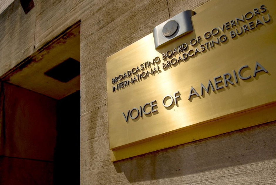 Voice of America: Ο Τραμπ θέλει να το καταργήσει αλλά θα επαναλειτουργήσει