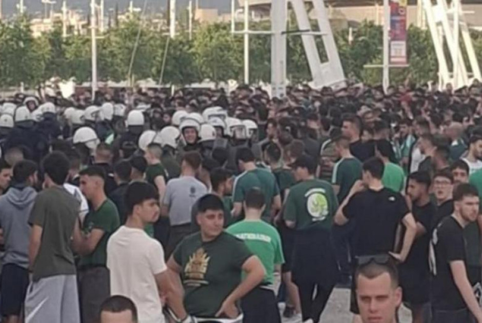 "Πλημμύρισε" με πράσινους οπαδούς ο χώρος γύρω από το ΟΑΚΑ δύο ώρες πριν τον "τελικό" με την Εφές