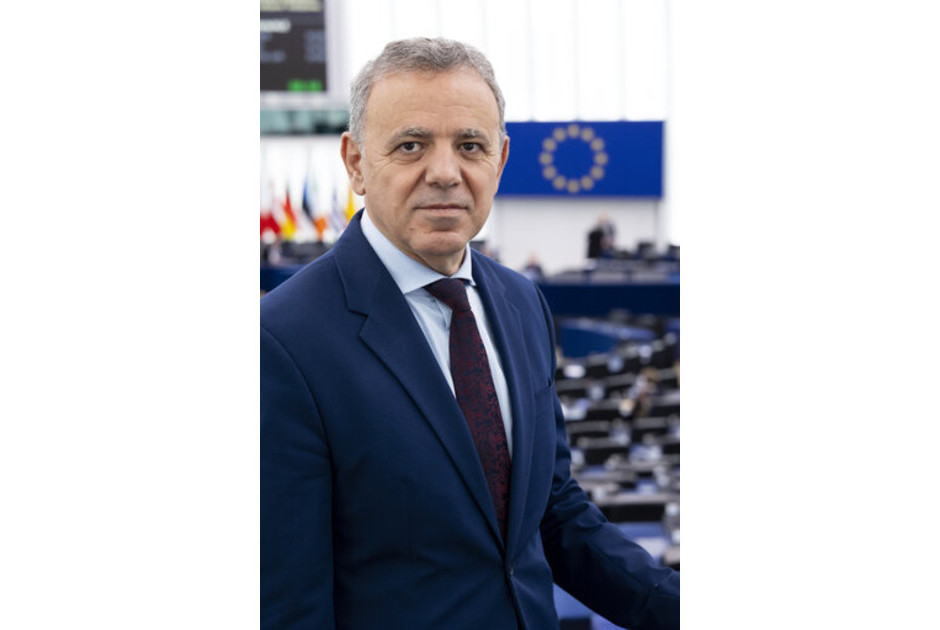 Μαυρίδης: Ευρωάμυνα με αλληλεγγύη για προστασία των κρατών-μελών