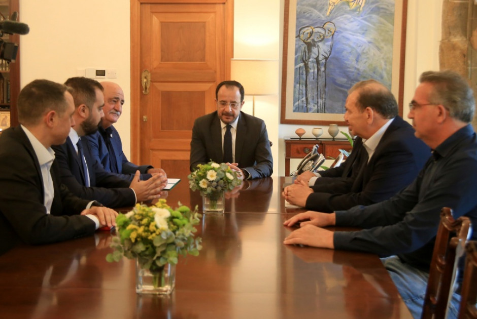 Ενίσχυση της συνεργασίας τους συζήτησαν ο ΠτΔ και η νέα ηγεσία της ΕΔΕΚ
