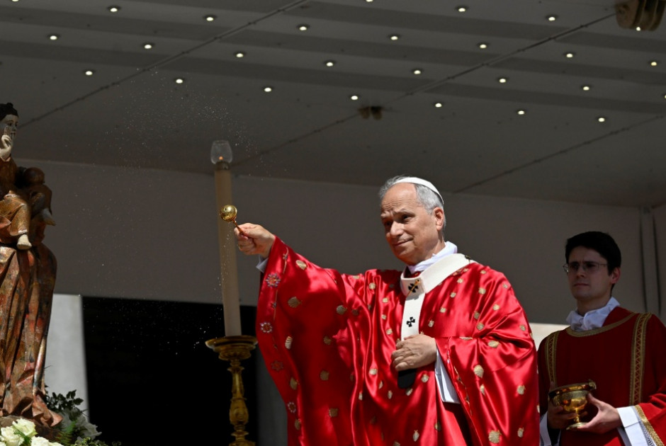 Ο Πάπας Λέων ΙΔ&#039; ετοιμάζει ταξίδι σε Κωνσταντινούπολη, Άγκυρα και Νίκαια