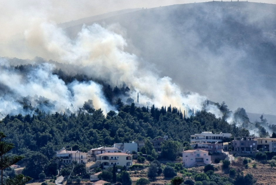Σε κατάσταση συναγερμού η Χίος λόγω μεγάλης πυρκαγιάς