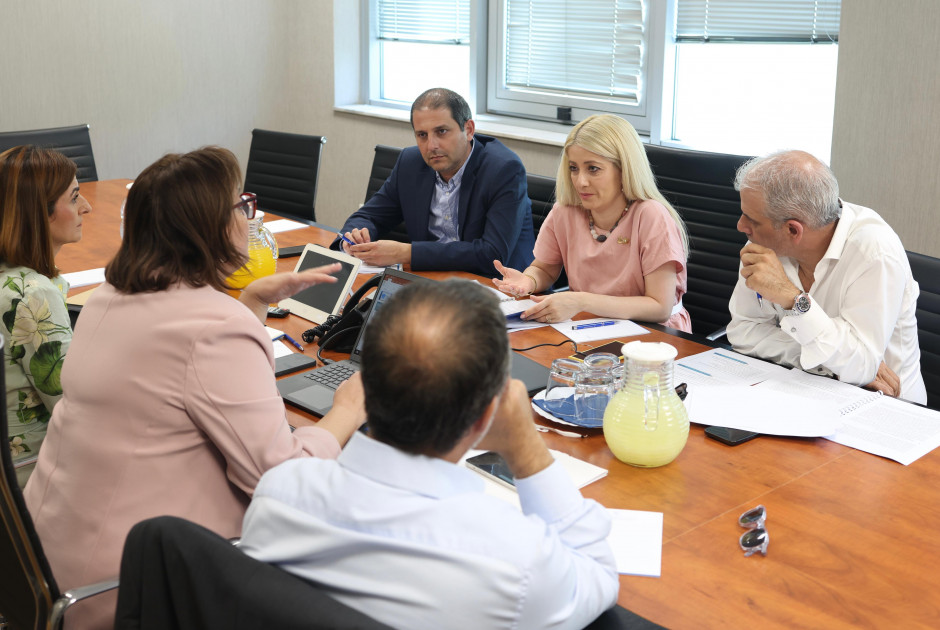 Συνάντηση Αννίτας Δημητρίου - Αθηνάς Μιχαηλίδου: Στο επίκεντρο η αξιολόγηση του εκπαιδευτικού έργου