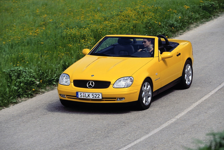 H εμβληματική SLK Roadster στο μουσείο της Mercedes-Benz