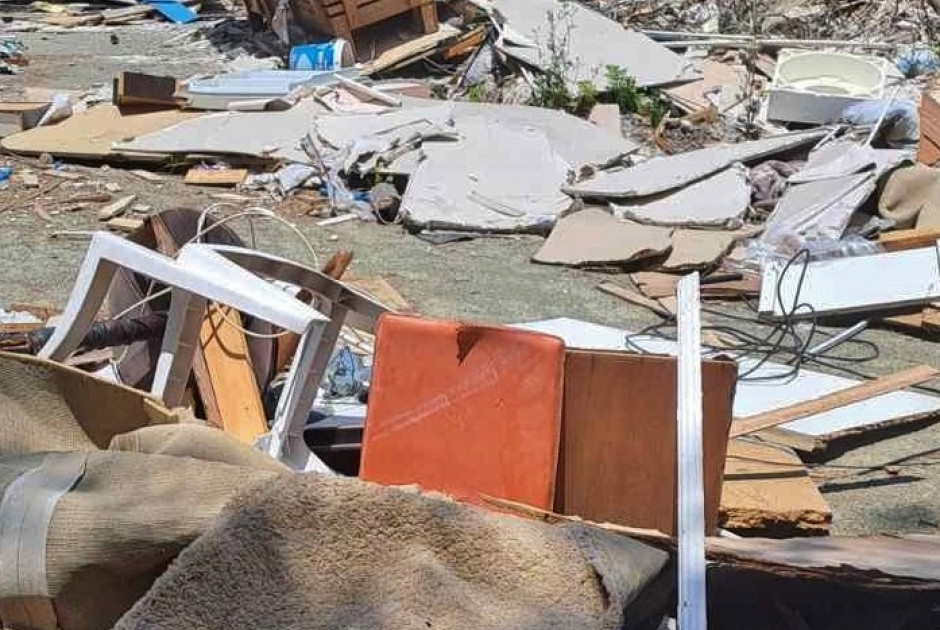 Παράνομη απόρριψη αποβλήτων στην περιοχή «Κάρδαμα», στην κοινότητα Πελένδρι