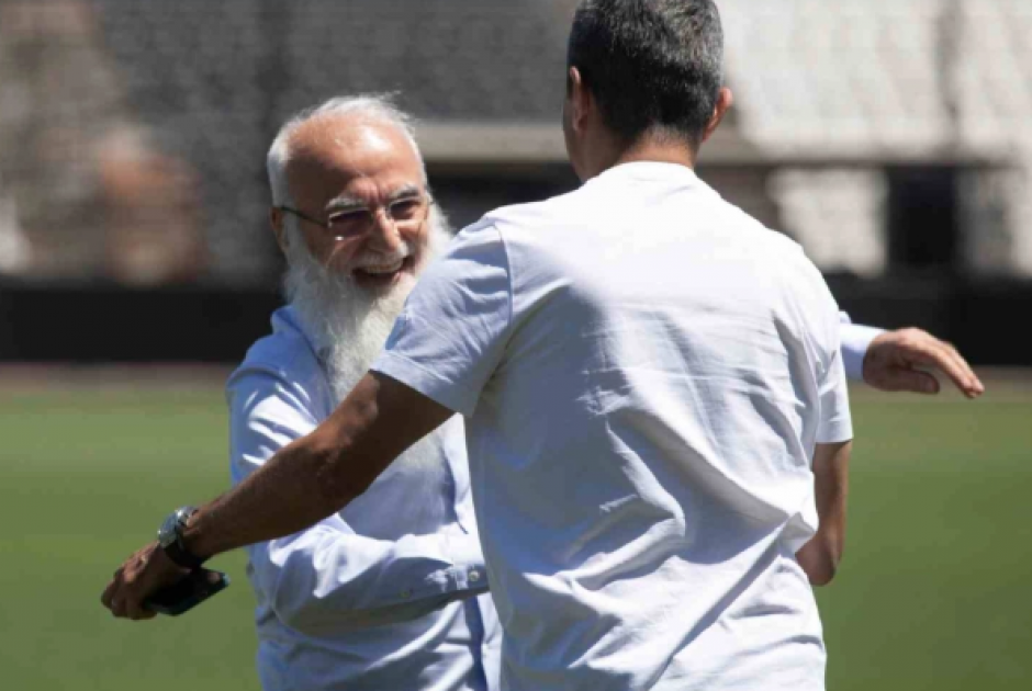 Η ηγετική επανεμφάνιση του Ιβάν Σαββίδη μετά από 5,5 χρόνια στην Τούμπα (Φώτο)