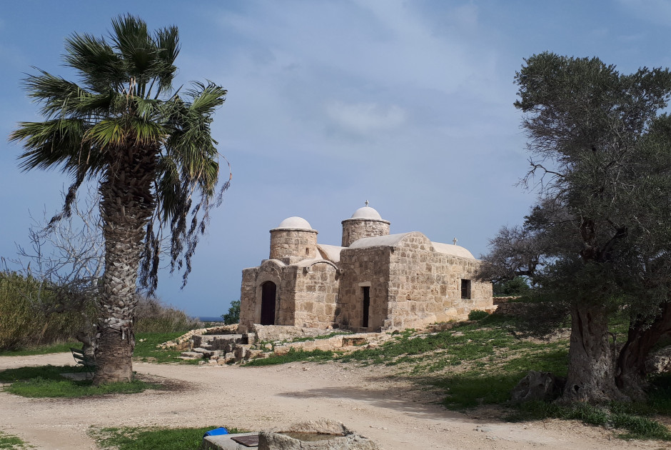 Εσπερινός και Θεία Λειτουργία στο εξωκλήσι της Αγίας Μαρίνας στη νεκρή ζώνη