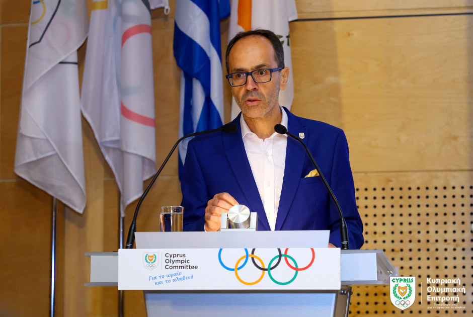 Στα γαλανά νερά της Κερύνειας γράφεται ο πόθος της επιστροφής