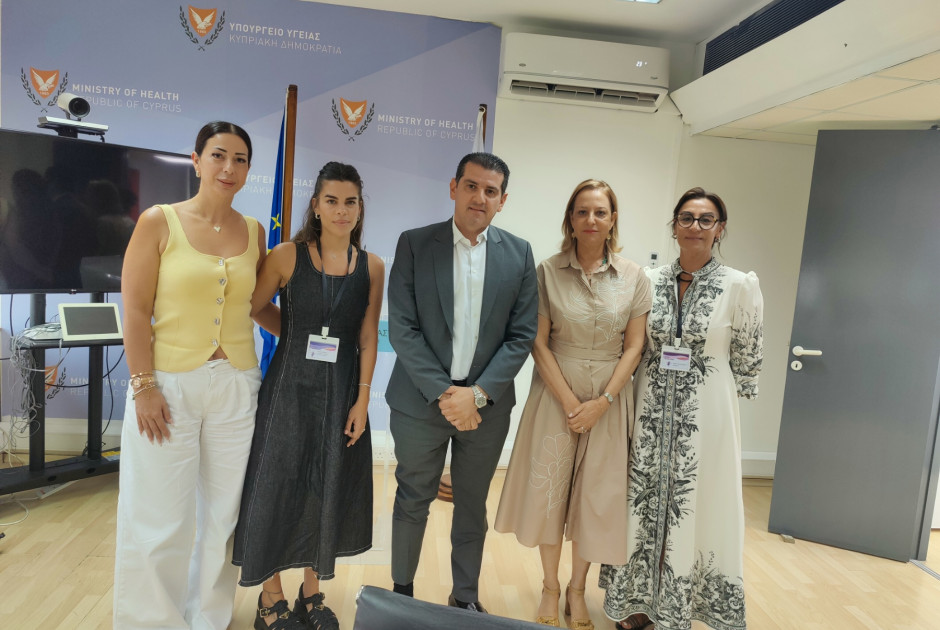 Λιγότερη γραφειοκρατία και στήριξη οικογενειών παιδιών που λαμβάνουν θεραπεία στο εξωτερικό
