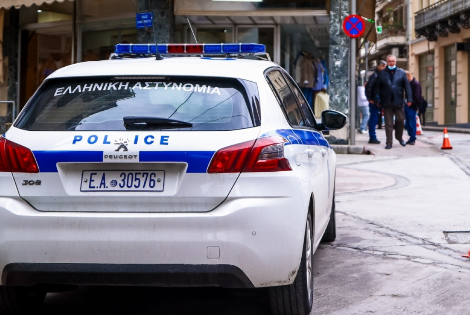 Σοκαριστική επίθεση: Έριξε αντισηπτικό στο κεφάλι 16χρονου και του έβαλε φωτιά