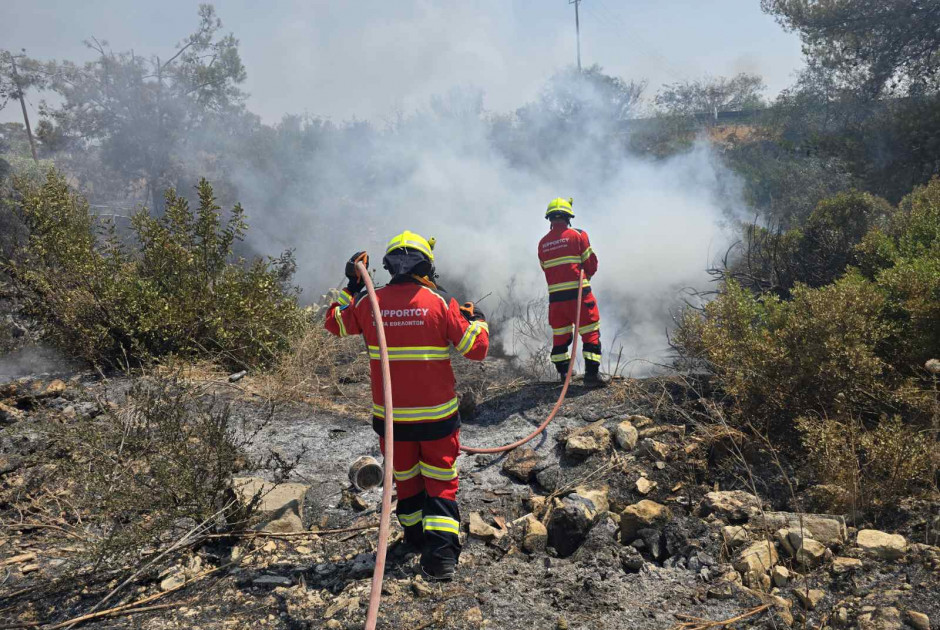 Στο πλευρό της Κύπρου η Ελλάδα: Στέλνει 26 δασοκομάντος