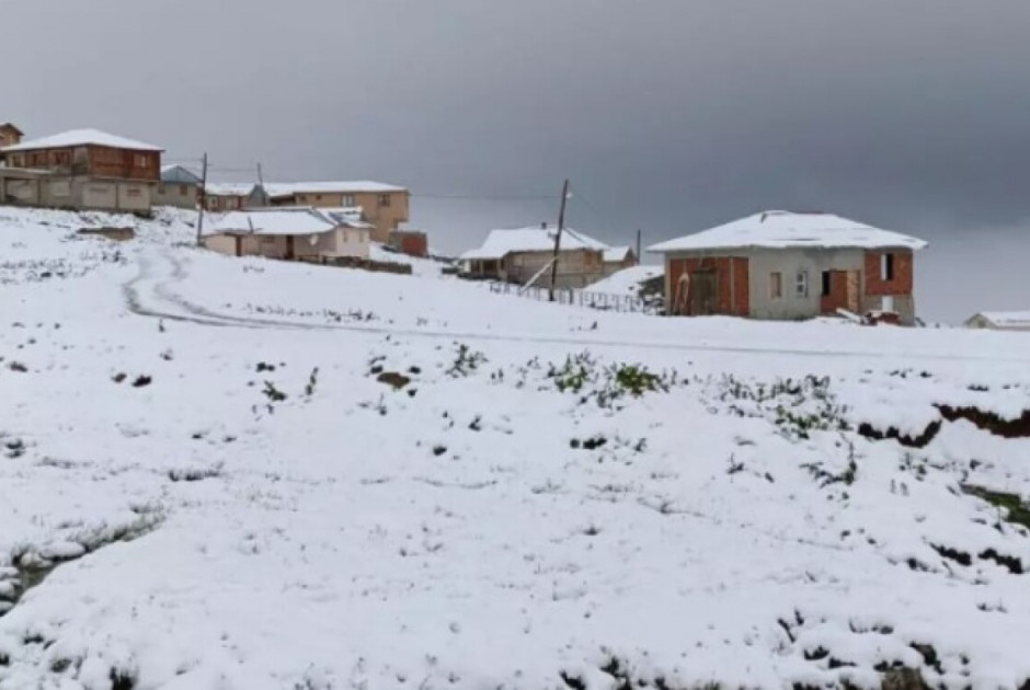 Τρελάθηκε ο καιρός στην Τουρκία