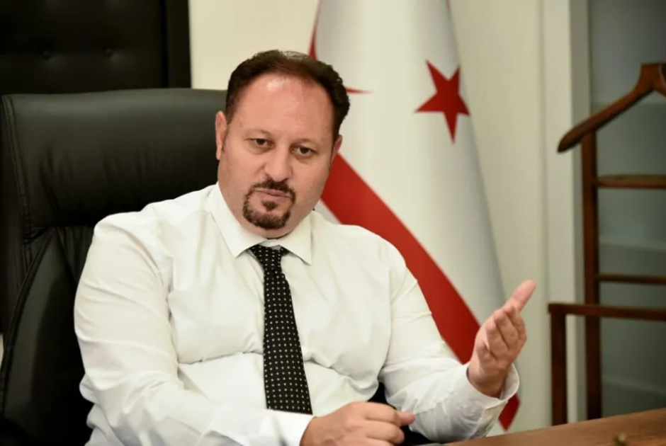 Ο πρόεδρος της λεγόμενης Βουλής στα κατεχόμενα απαντά στην Αννίτα Δημητρίου