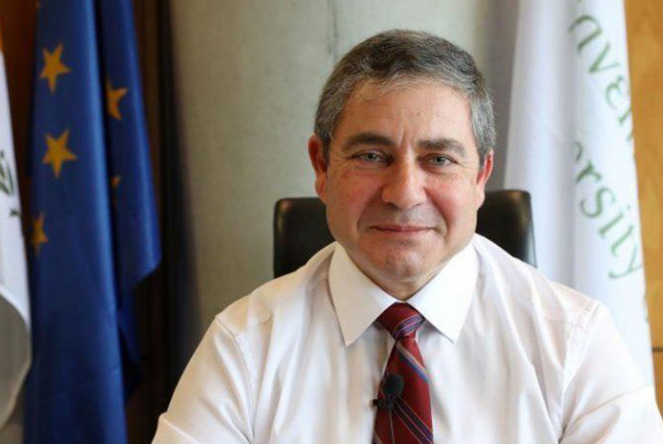 Με ποίημα του Νικηφόρου Βρεττάκου υποδέχεται τους νέους φοιτητές ο Πρύτανης του Πανεπιστημίου Κύπρου