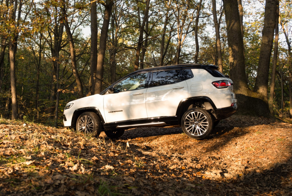 Η CiC Automasters προσφέρει το Jeep Compass