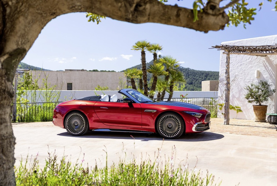Nεα Mercedes-Maybach SL Monogram Series