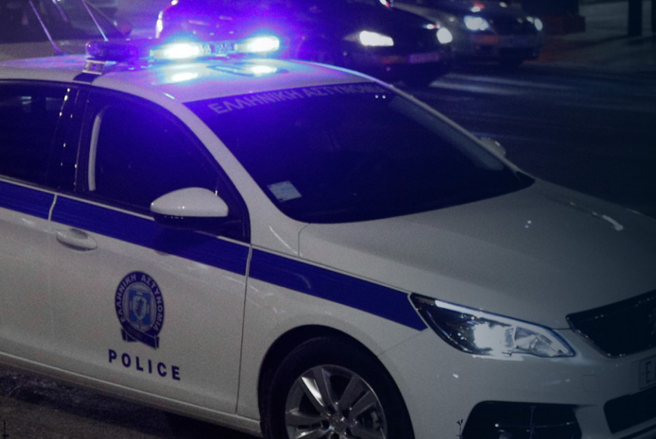 Μεθυσμένος οδηγός προσπάθησε να αποφύγει την Αστυνομία και έπεσε πάνω σε τοίχο