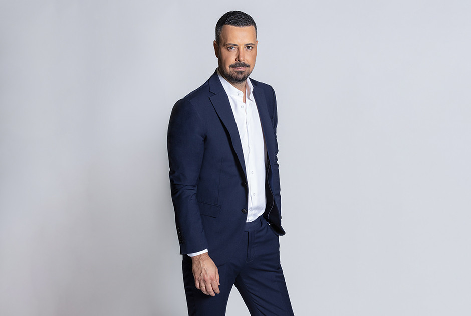 Ο ΑΝΤ1 καλωσορίζει στο δυναμικό του τον Πέτρο Κουσουλό