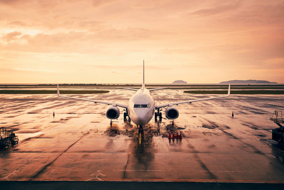 Ολλανδία: Διακοπή πτήσεων στο αεροδρόμιο Αϊντχόβεν λόγω πλήθους drones