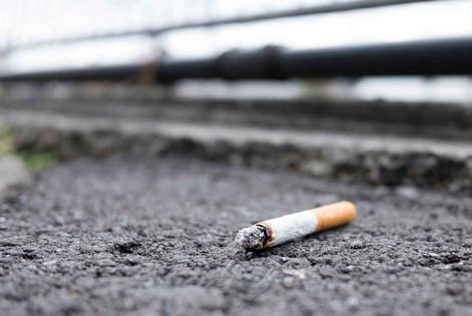 Η πρώτη χώρα στον κόσμο που απαγορεύει το κάπνισμα σε όσους γεννήθηκαν μετά το 2007