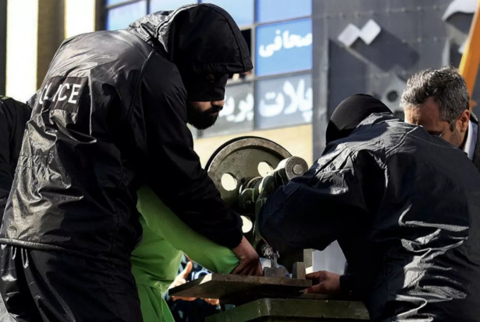 Ιράν: Ακρωτηριασμός χεριού σε τρεις καταδικασθέντες για κλοπές