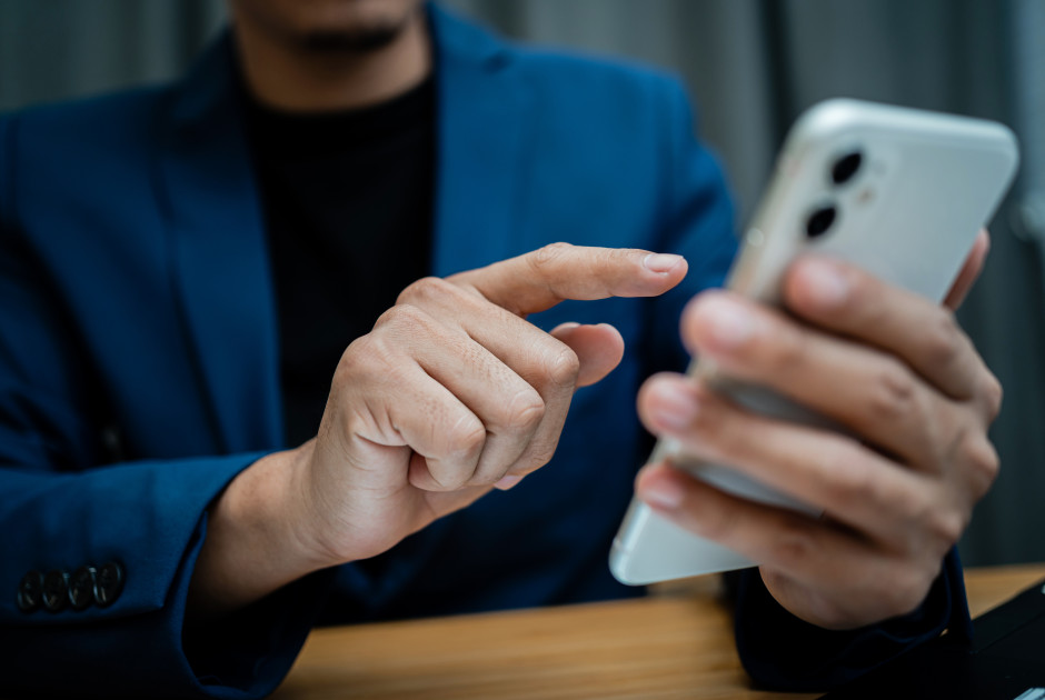 Πάνω από 56,000 ευρώ εξαφανίστηκαν από τραπεζικούς λογαριασμούς μέσω... ενός SMS