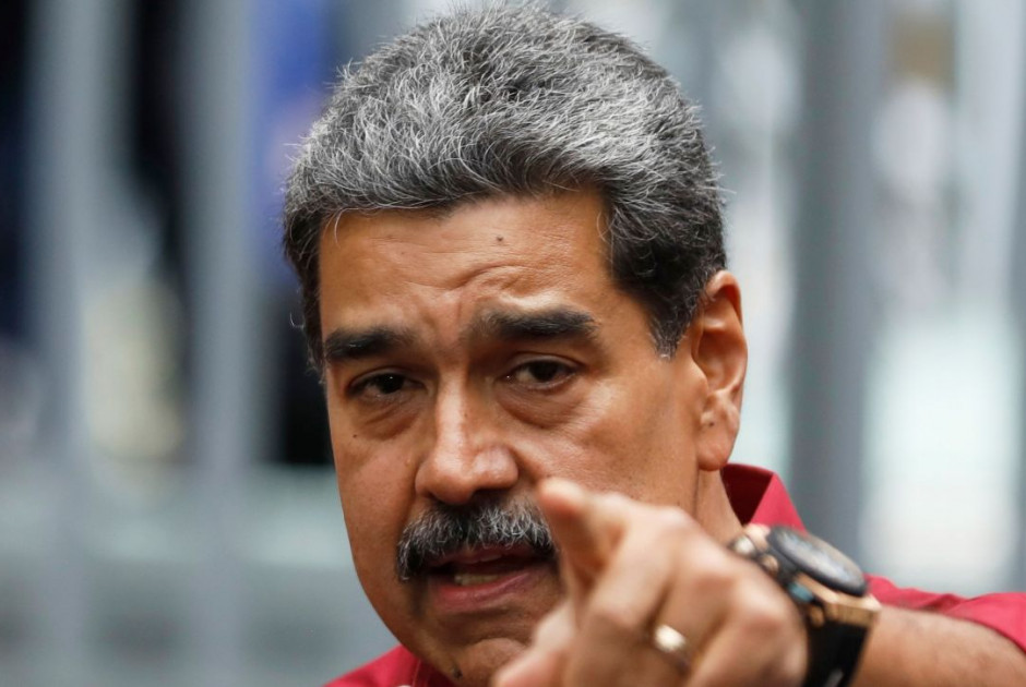 «Μηχανεύονται νέο αιώνιο πόλεμο» λέει ο Μαδούρο για ΗΠΑ